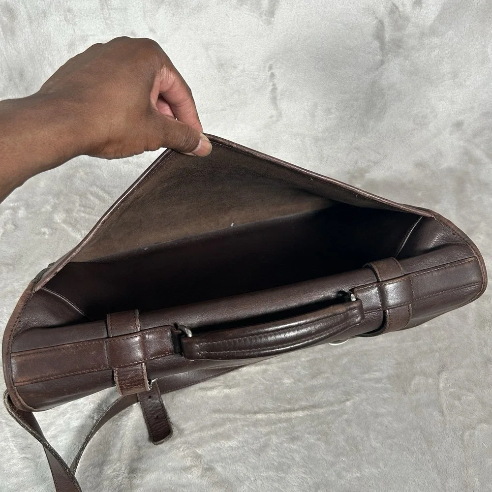 Vintage Coach Madison 5325 Briefcase Bag Messenger Brown Leather Made USA 2003
